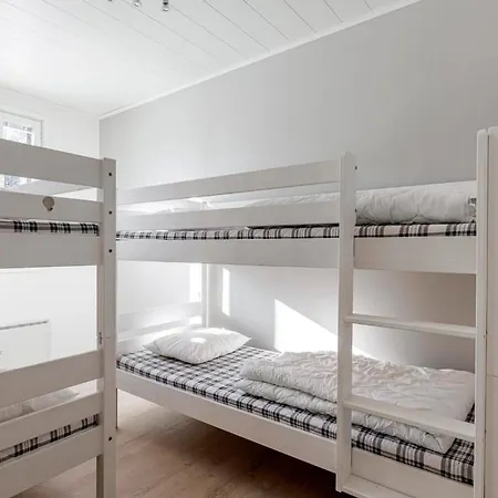 Hattara B - 12 Hloe, Golf